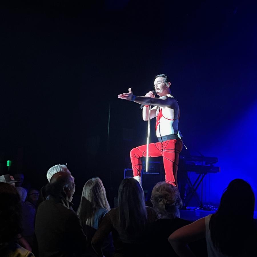 Gary Mullen & the Works