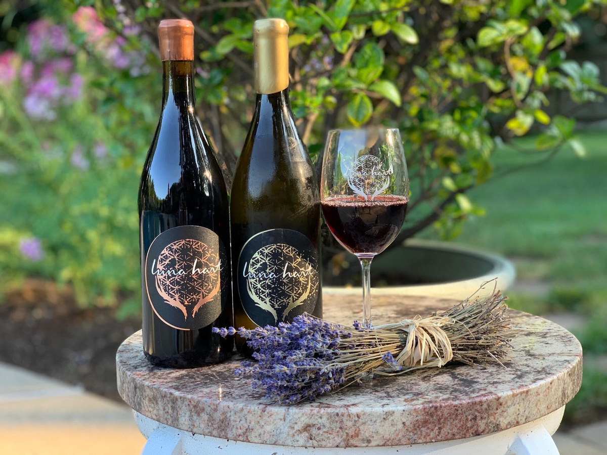 Luna Hart Wines